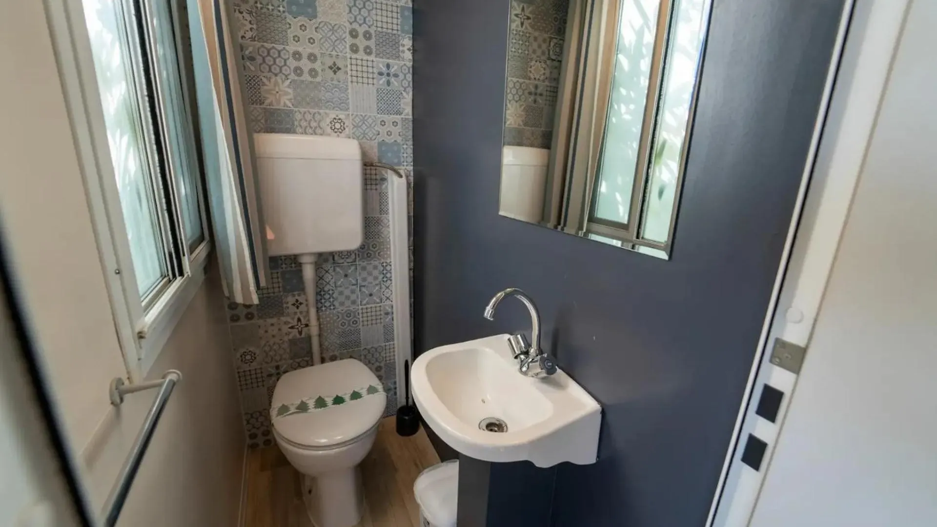 Vacanze Glamping Boutique San Felice del Benaco 0*,  Italien